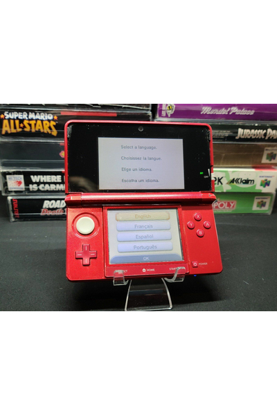 Игровая консоль Nintendo 3DS в огненно-красном цвете