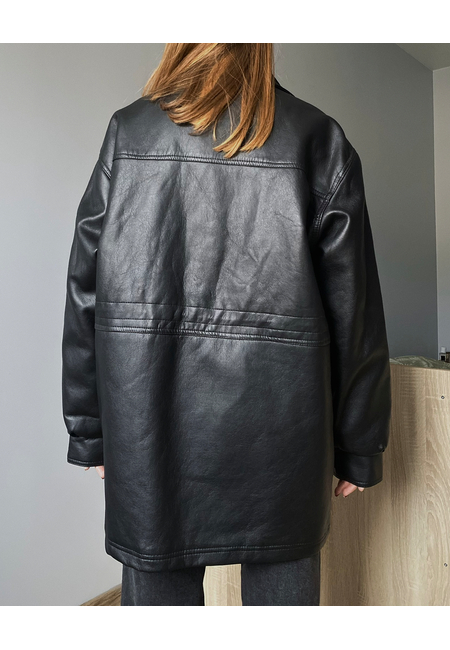 Объёмная куртка из натуральной кожи
