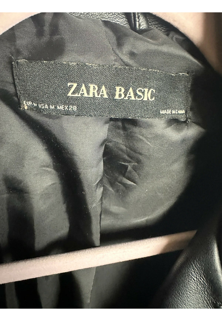​Куртка Zara
