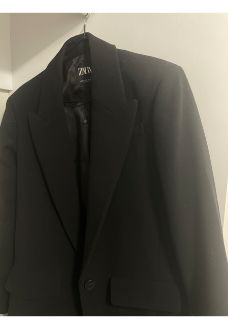 Пиджак черный Zara