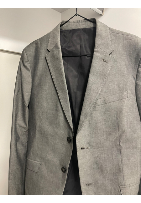 Серый пиджак Zara